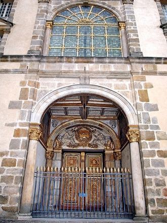 Золотые ворота построенные в 1528 году