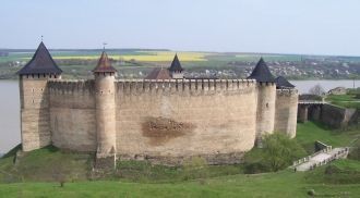 Общий вид на Хотинскую крепость