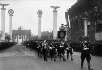 Парад к 50-летию Гитлера. Апрель 1939 го