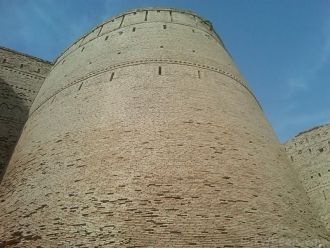 Крепость Деравар