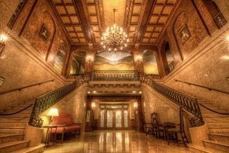 Самые известные среди посетителей этого 