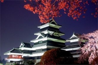 Замок Мацумото является одним из четырех