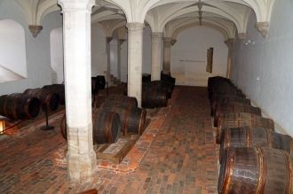 Винный погреб