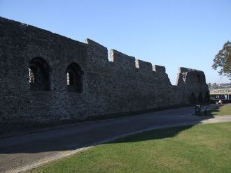 Западная стена Рочестерского замка