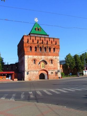 Дмитровская (Дмитриевская) башня — назва