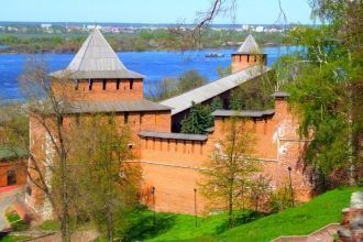 Ивановская башня — по соседству с посадс