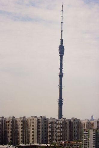 Сравнение башни с 22 этажным домом