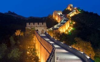 Великая Китайская стена вечером.