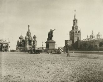 Вид на Красную площадь (1884)