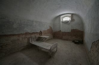 Своды коридора тюрьмы