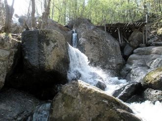 К сожалению, первоначальный вид водопада