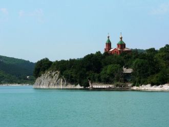 Абрау (озеро)