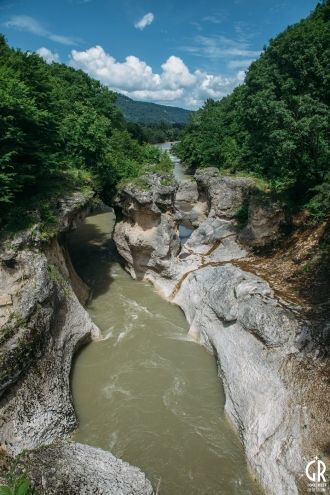 Вплоть до 60-х годов XX века по этой рек