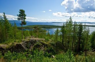 Он выполняет роль охраны и изучения биог