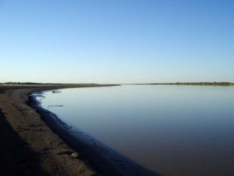 Сток Амударьи в основном формируется рек