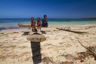 Однако инфраструктура остается на допото