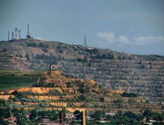 Кроме реки Урал, это речки Башик и Сухая