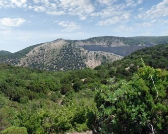 Заповедник «Утриш» расположен в северо-з