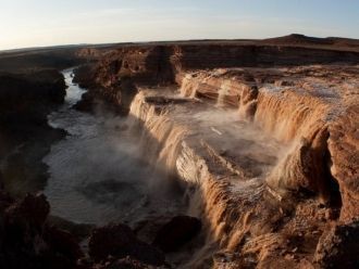 Водопад Гранд-Фолс (Grand Falls, Arizona