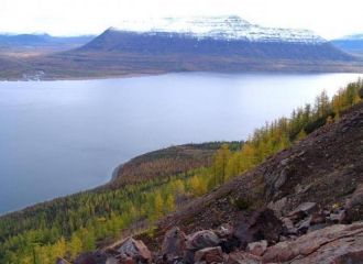 Вода в озере Лама кристально чистая, про