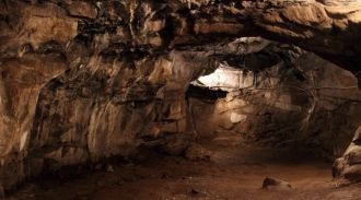 Свое название пещеры получили от когда-т