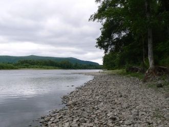 Тумнинский термальный источник является 