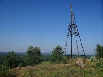 На горе Медведь-камень встречаются редки