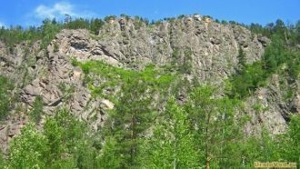 Медведь-камень – гора к северу от города