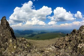 Гора Серебрянский камень является частью