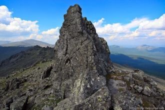 Серебрянский камень – крупный скалистый 