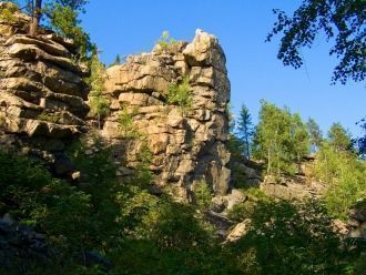 Со склонов горы в Черноисточинский пруд 