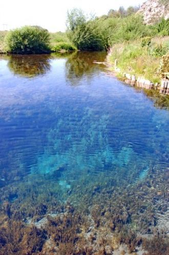 Основные источники заключены в купели, в