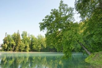 Родник Красный Ключ расположен в живопис
