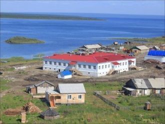 Ессей — крупное пресноводное озеро на се