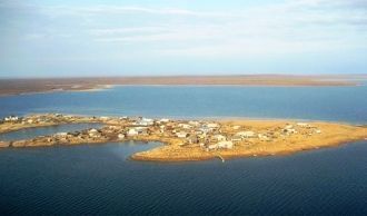 Озеро Ессей, имеющее овальную форму, нах