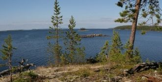 Без площади 580 островов оно занимало 22