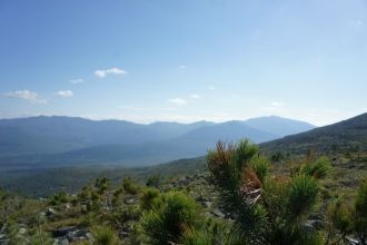 Это гора не так популярна у туристов,как