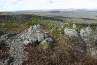 Высота горы - 1041 м.