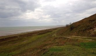 Зарегулированность рек-притоков, отсутст