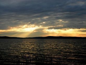 Вытекающая река Ольджикан (Ольгин) впада