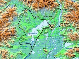 В озеро впадает около 10 небольших рек и