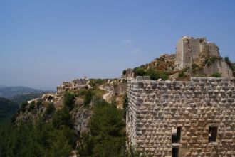 На внешней линии стен Крепости сохранило