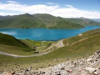 Фотография горы Кула-Кангри.