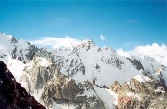 Удивительно, что расположенный в ущелье 