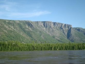 Климат заповедника резко континентальный