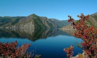 Рельеф средним и высоким уровнем гориста