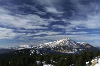 Зимой на Петросе случаются лавины, так ч