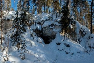 Ленинградская пещера