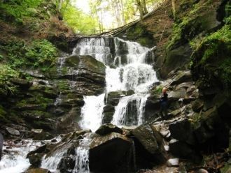 Свое название это природное сокровище по