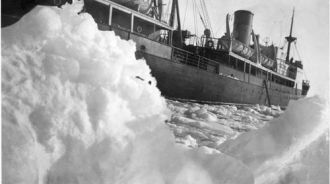 Корабль на проливе Кабот в 1948 году.